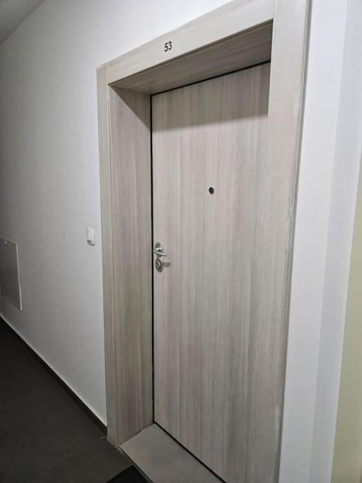 Milo Apartment Skopje Zewnętrze zdjęcie