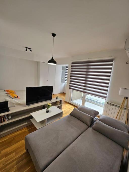 Milo Apartment Skopje Zewnętrze zdjęcie